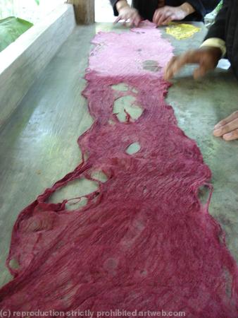 Dyeing Sa Paper