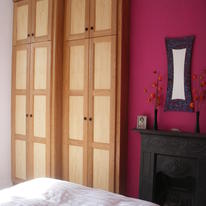 arts and crafts bedroom wardrobe