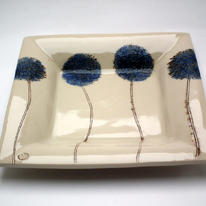 Medium sized square blue allium dish