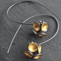 Cluster earrings