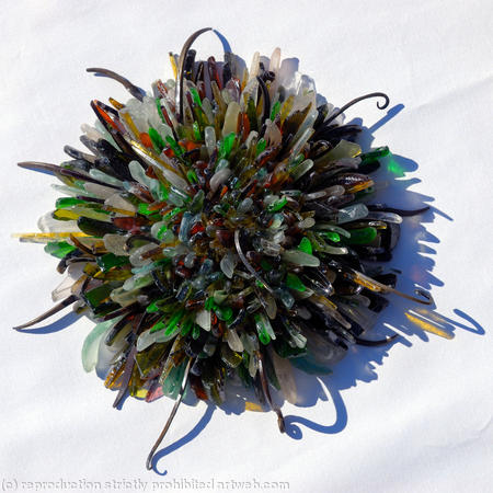 Light Urchin (daylight view 2)