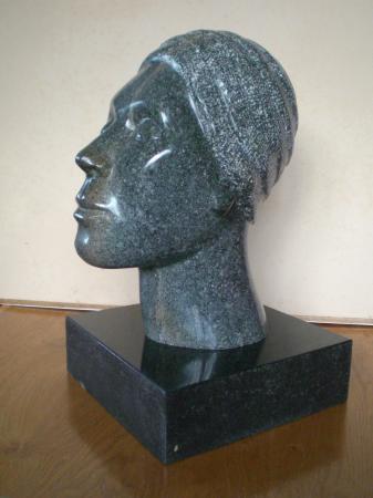 Girl in a hat (2007)