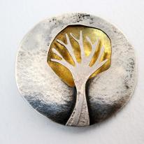 Oxi gold dome tree brooch