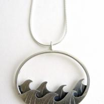 small oval wave pendant