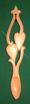 A37* Hearts set in stylised vine £46.00