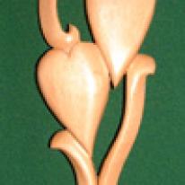 A37* Hearts set in stylised vine £46.00
