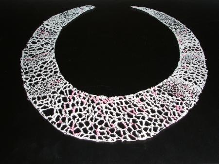 White with pink flecks, Torq Neckpiece