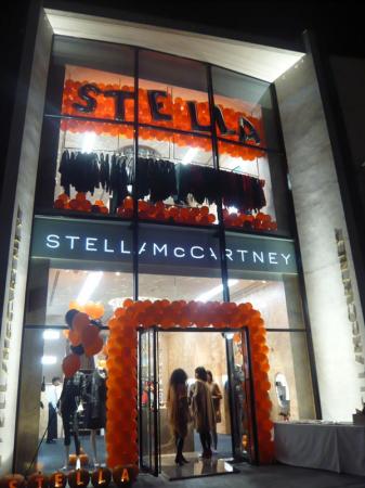 Stella McCartneys store Tokyo