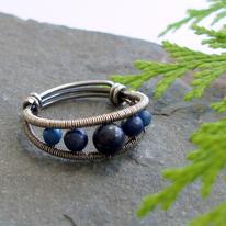 Crescent - 5 bead ring - Silver