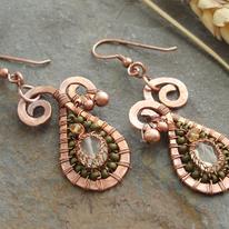 Lyre Echoes earrings