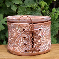 hidden Stitched garlic pot