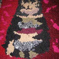 three cats detail
