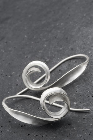 Integral wire earrings 2