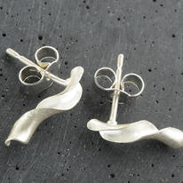 Short barleysugar studs