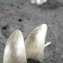 Heart studs