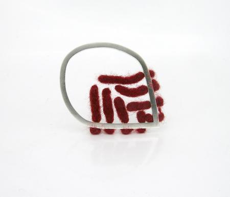 papilla brooch