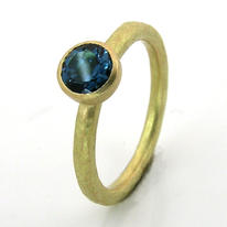 hidden 22ct ring remade from…