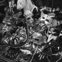 Mask shop