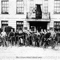 Cyclists at the Crown Hotel Brackley c.1900