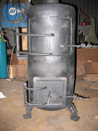 Wood stove with oven
