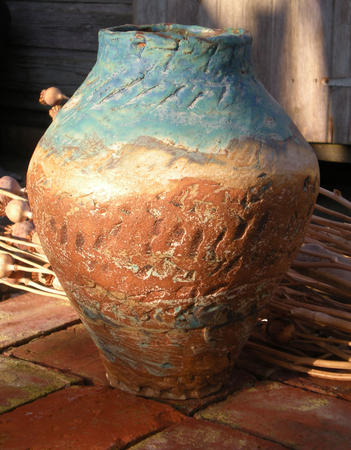 stoneware vessel 13a