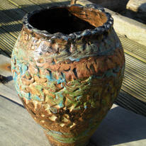 stoneware vessel 10