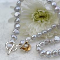 Shell - Oyster and Large Pearl Necklace £75