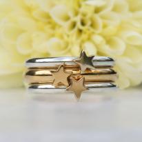 Gold Collection- 9ct Yellow and White Gold Star 3 Rings £585