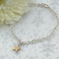 Gold Collection- 9ct White and Yellow Gold Star Bracelet £90