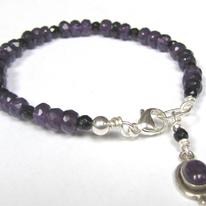Amethyst and black onyx bracelet