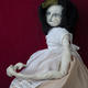 Girl with a black h…