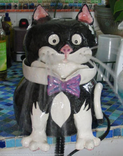 Jellical Cat Fountain Glazed Ceramic width=