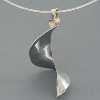 Arabesque Necklace