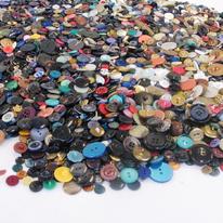 Buttons 7 