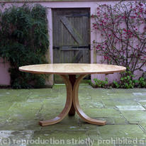 Circular Dining Table 