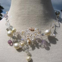 Silver and pearl necklace
