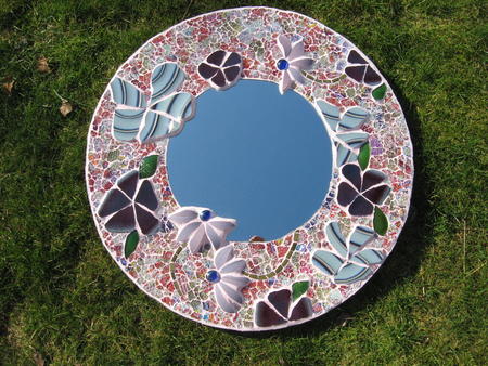 Circular Mirror with Blue flowers