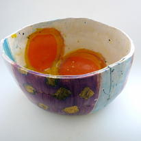Pot with purple 2011