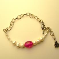 Perky pinky bangle