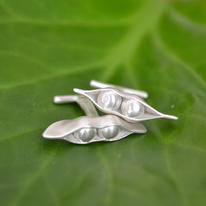 Two peas in a pod handmade silver cufflinks